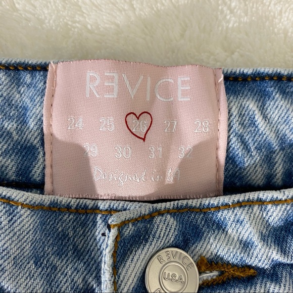 REVICE High Rise Light Wash Jeans - Picture 4 of 7